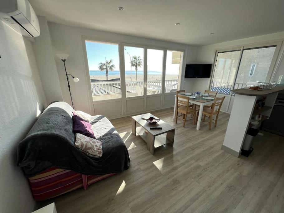 Le Carrousel - Apt Vue Mer - Plage A 10 M - Clim - Wifi Canet-en-Roussillon Exterior photo