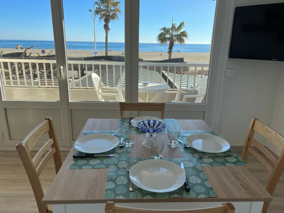 Le Carrousel - Apt Vue Mer - Plage A 10 M - Clim - Wifi Canet-en-Roussillon Exterior photo