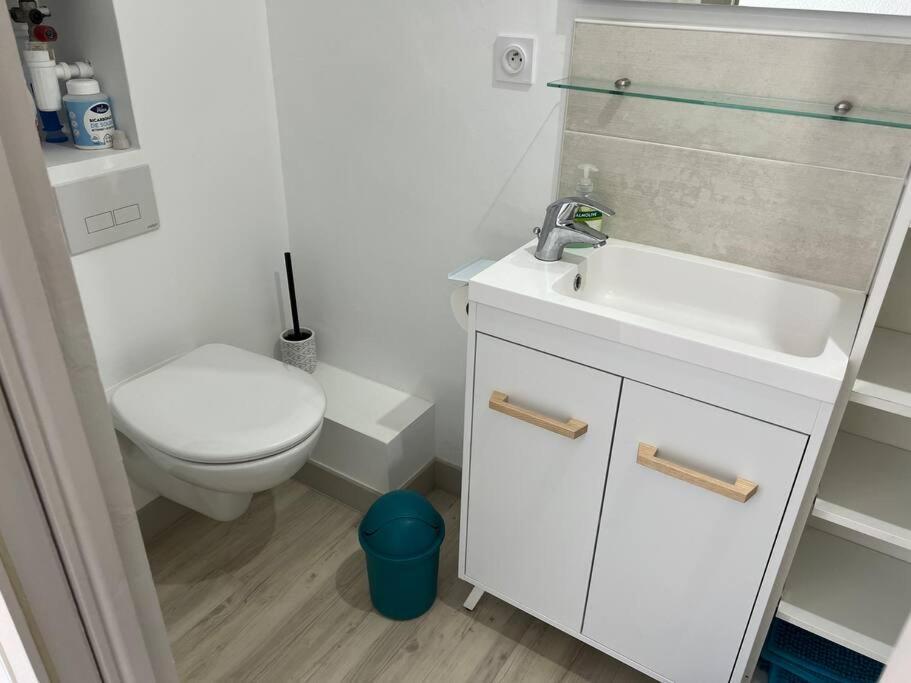 Le Carrousel - Apt Vue Mer - Plage A 10 M - Clim - Wifi Canet-en-Roussillon Exterior photo